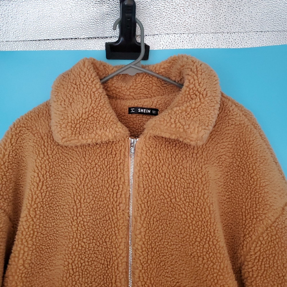 SHEIN Jacket Size Small Tan Sherpa Zip Up - Picture 2 of 6